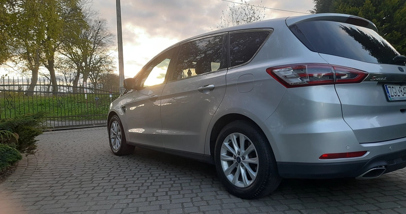 Ford S-Max cena 53900 przebieg: 198000, rok produkcji 2015 z Goleniów małe 352